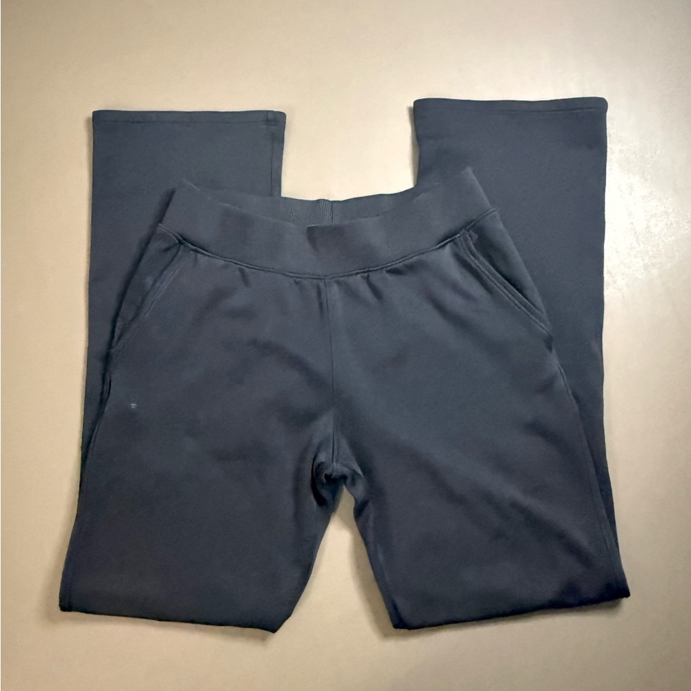 Women’s Under Armour casual sweatpants